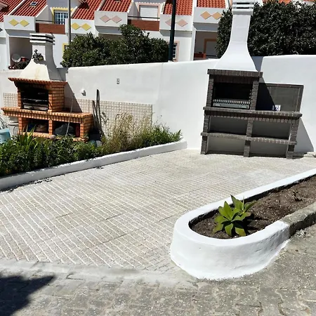Villamar - Da Areia Branca Praia da Lourinha